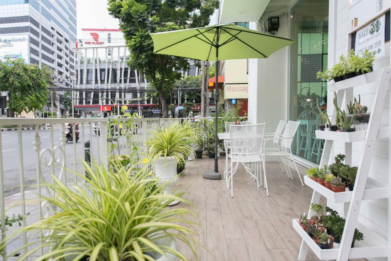 Mali @Silom Boutique Hotel Banguecoque Exterior foto