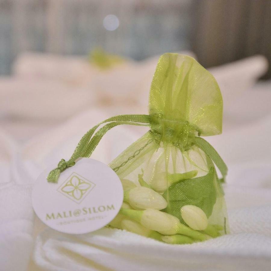 Mali @Silom Boutique Hotel Banguecoque Exterior foto